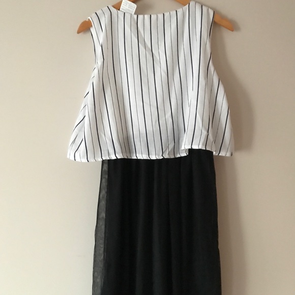 Stripe Taiwanese layered dress with chiffon bottom - Picture 6 of 7